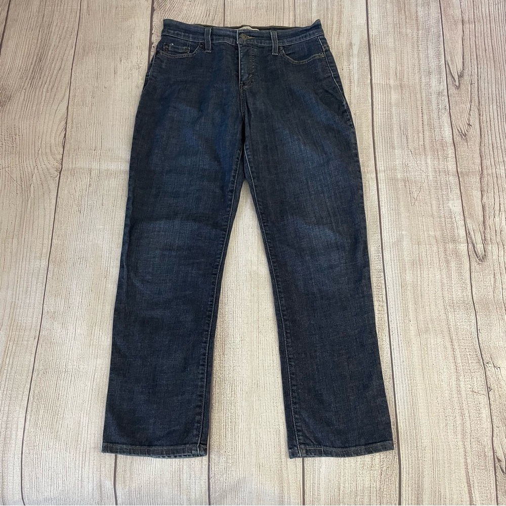 LEVIs Women’s Perfectly Slimming 512 Jeans Denim Boot Cut Size 12 P Medium